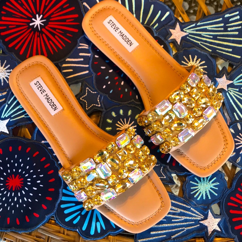 Brand New Steve Madden Malina Rhinestone Sandals